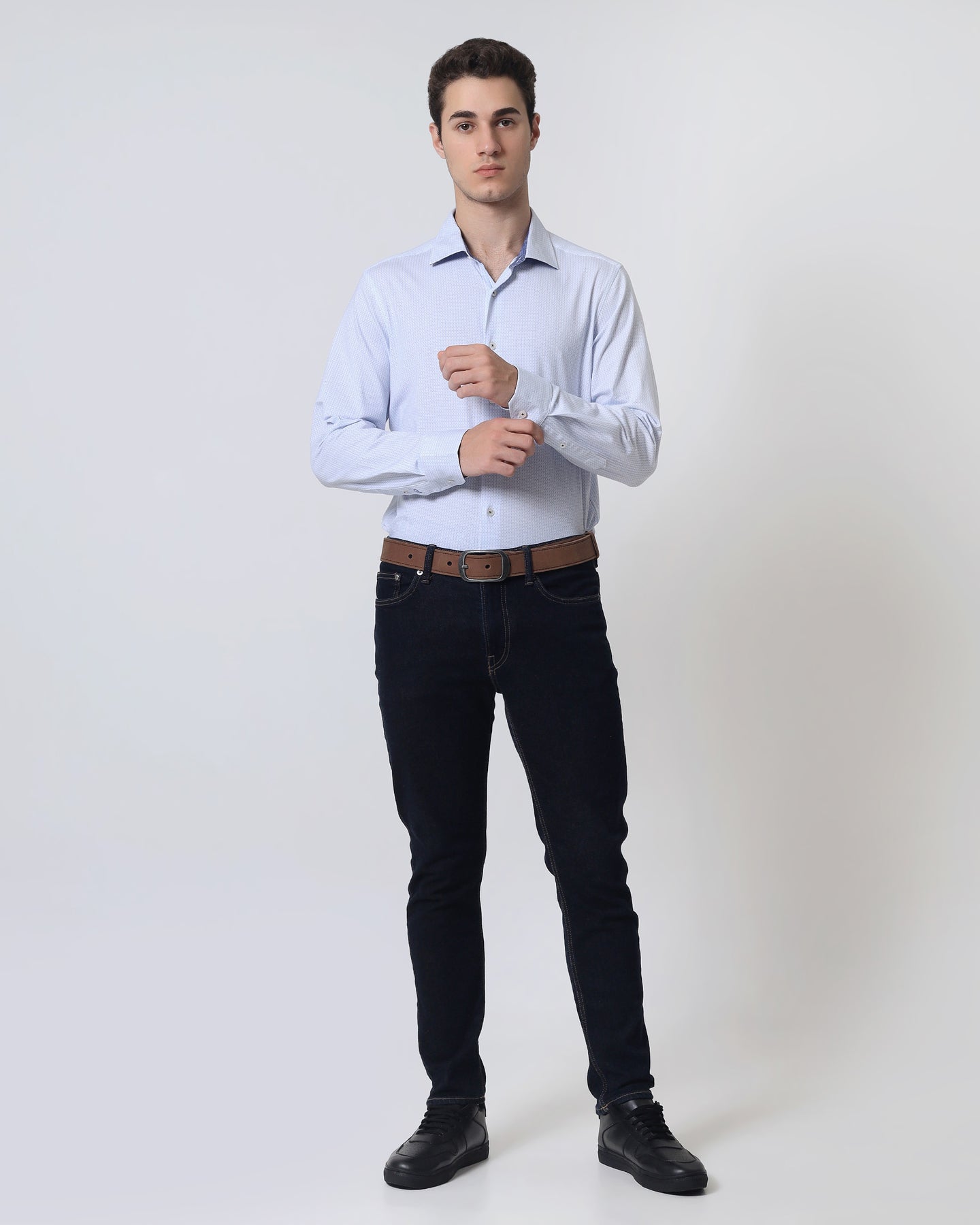 Quieti Modern Fit, Blue Geo Digital Print, Long Sleeve Knit Shirt in Woven style